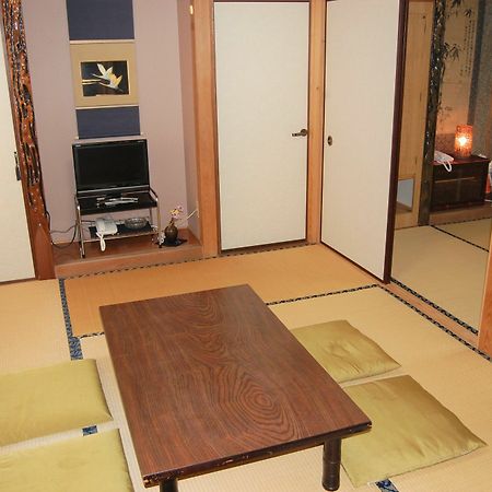 Ryokan Tsuruya Intaku يوفو المظهر الخارجي الصورة